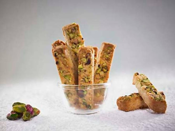 Kanti Sweets Pista sticks