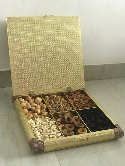 SK Mithaii | Assorted Hibiscus Flower Design Dry Fruit Gift Box |Almonds |Apricots |Walnuts | Cashews |Figs | Black Resins