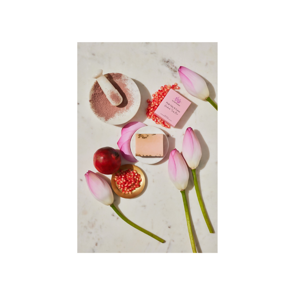 The Herb Boutique Rose And Charcoal Sugar Soap Bar