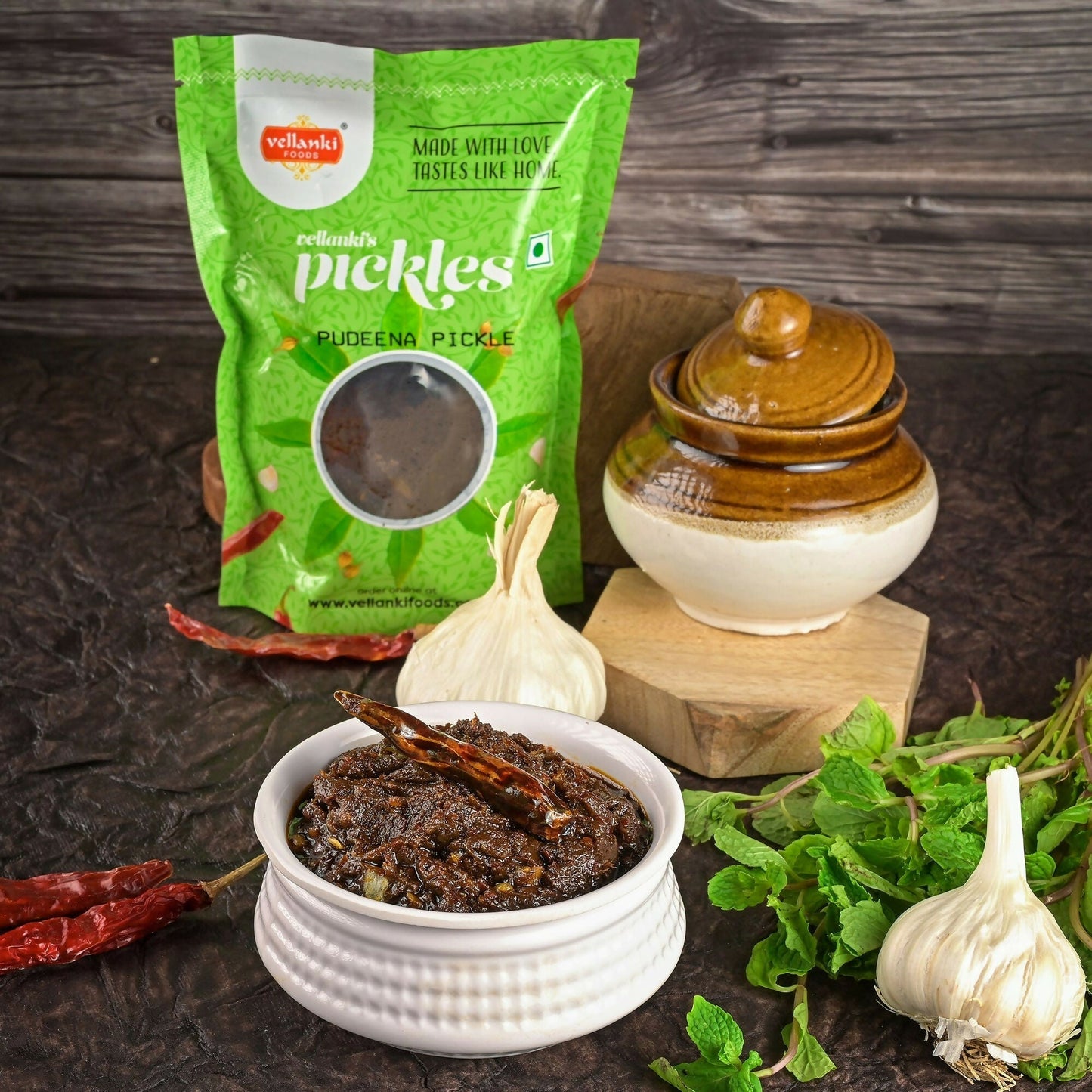 Vellanki Foods Pudina Pickle (Mint Leaves)